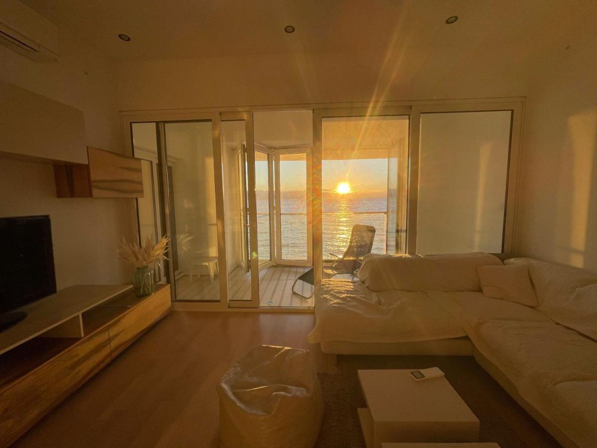 First Row To The Sea Apartment โอปาติยา ภายนอก รูปภาพ